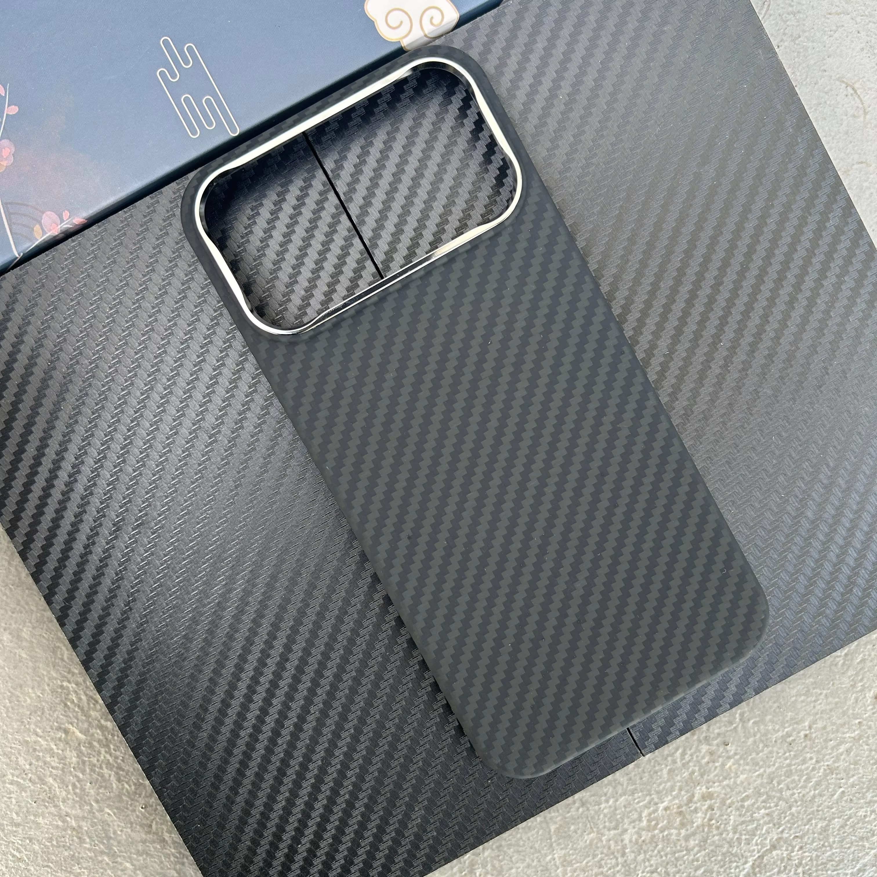 Premium iPhone Case MagSafe Compatible Magnetic Protective Cover Aramid Carbon Fiber Ultra Thin Lightweight Shockproof Design
