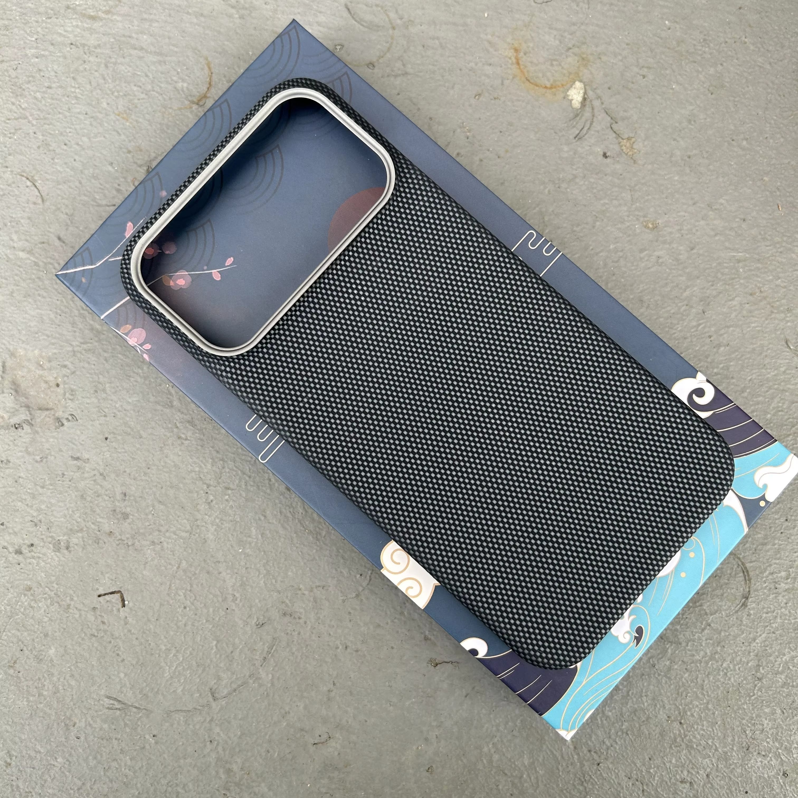 Premium iPhone Case MagSafe Compatible Magnetic Protective Cover Aramid Carbon Fiber Ultra Thin Lightweight Shockproof Design