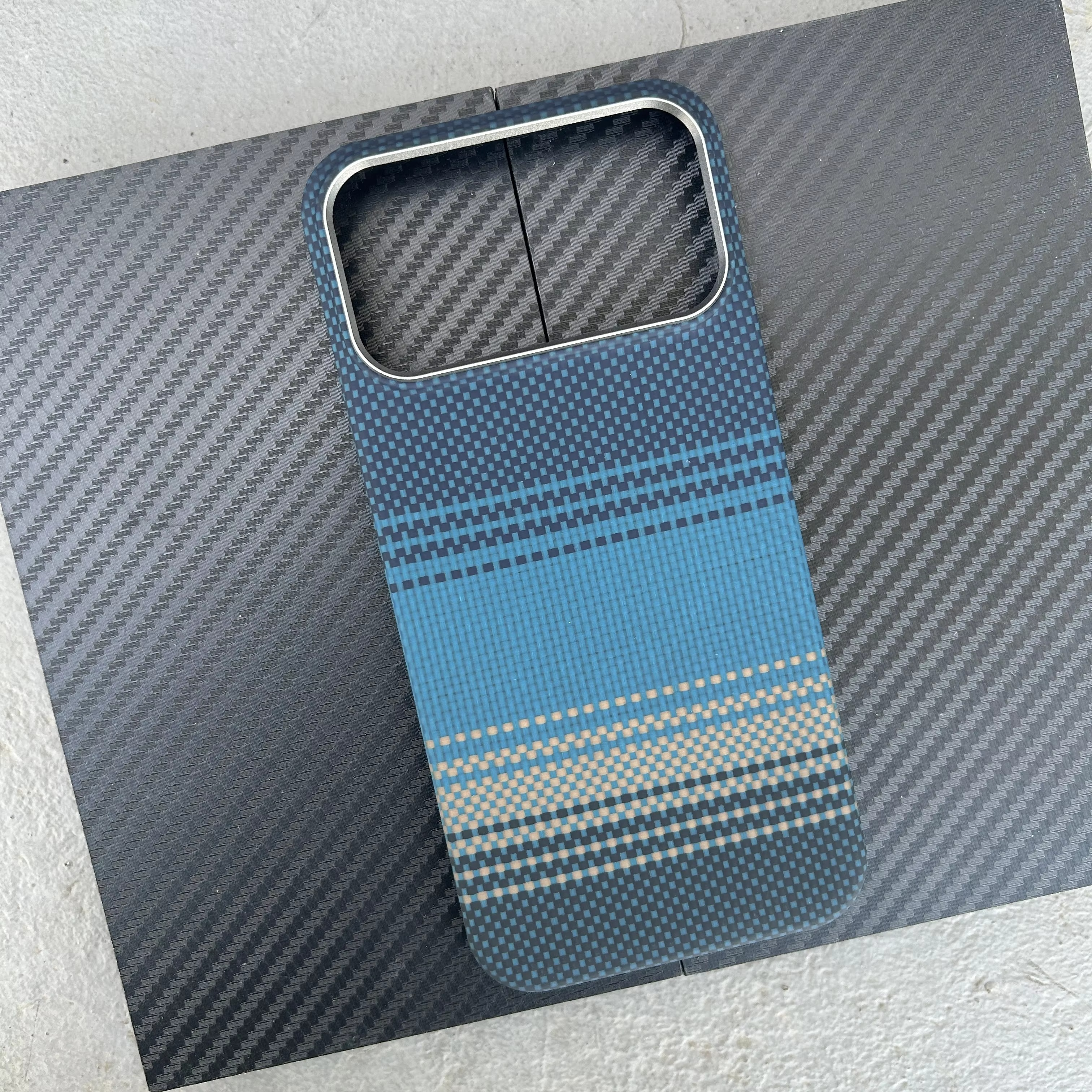 Premium iPhone Case MagSafe Compatible Magnetic Protective Cover Aramid Carbon Fiber Ultra Thin Lightweight Shockproof Design